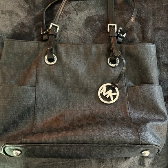 MICHAEL KORS Black Bag with Signature MK Logo - Picture 1 of 14